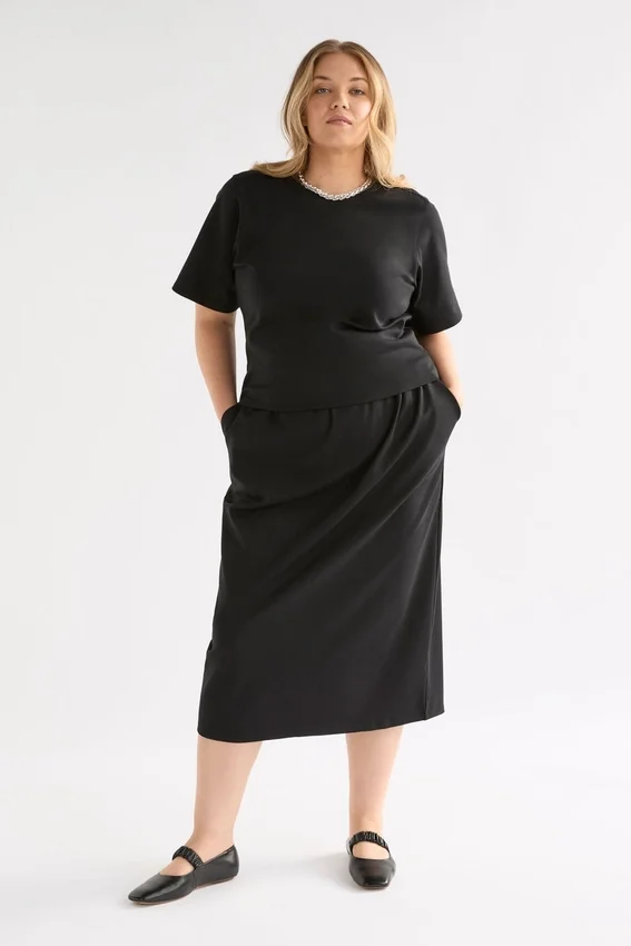 Mana Skirt Mana Skirt
